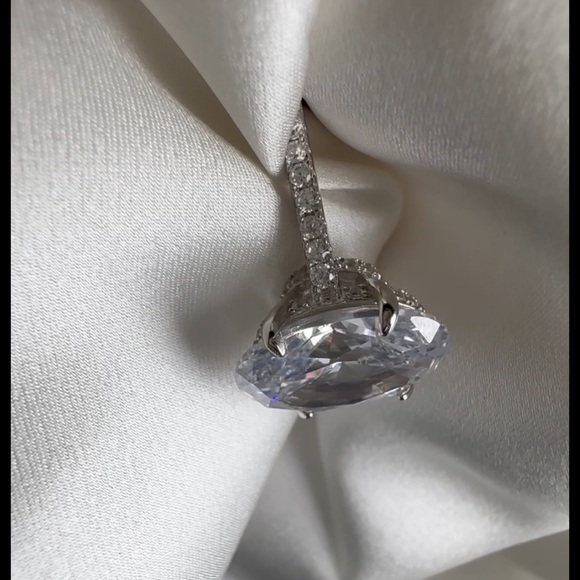 92.5 Sterling Silver Cz ring Live show listing - Picture 6 of 7